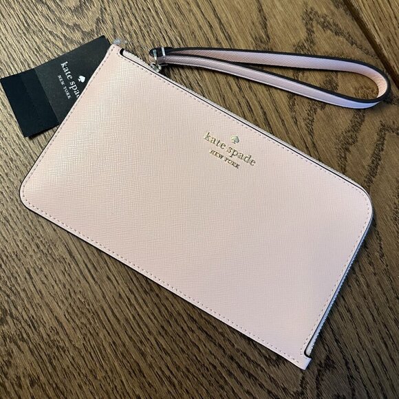 kate spade Handbags - NWT! Kate Spade Lucy Medium L-Zip Wristlet -Light Pink Soffiano